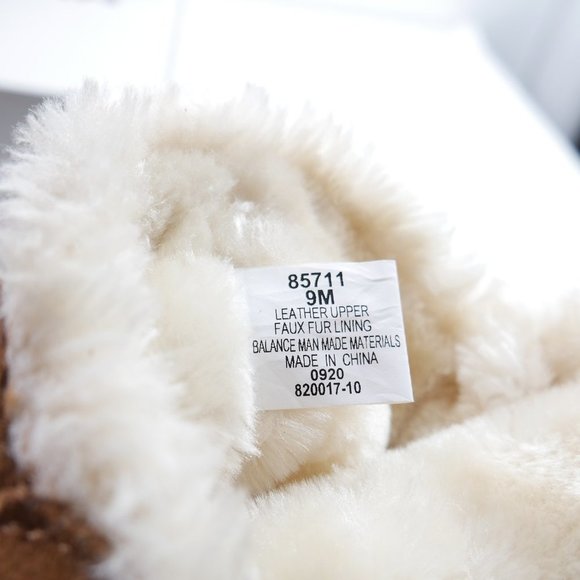 Minnetonka Womens Shearling Suede Slip On Short Boots Chestnut Brown 6 8 NWOB - Picture 5 of 7